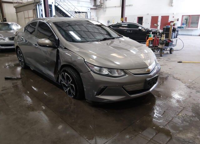 2017 CHEVROLET Volt
