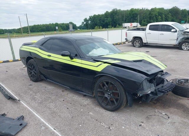 2017 DODGE Challenger
