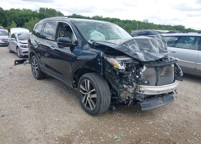 2017 HONDA Pilot