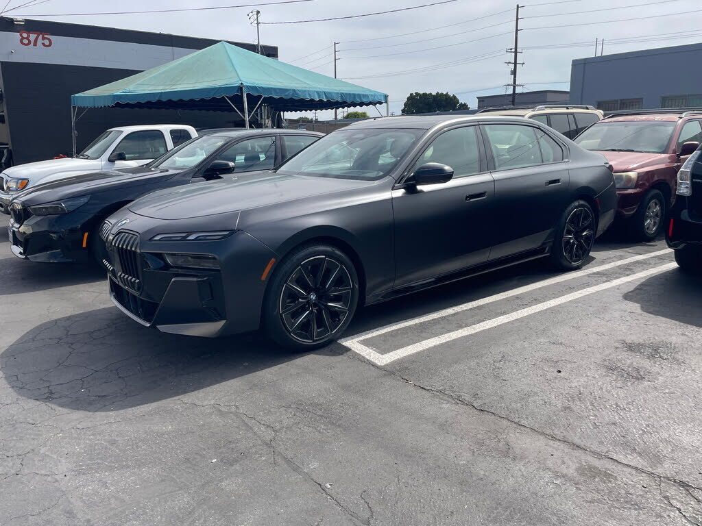 2026 BMW 760i