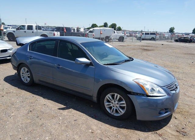 2010 NISSAN Altima