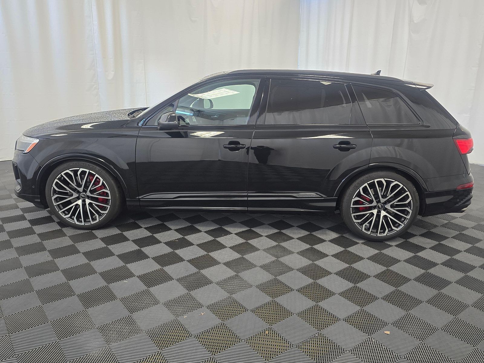 2026 Audi SQ7