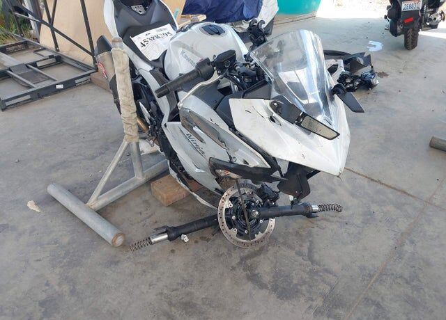 2025 KAWASAKI Ninja