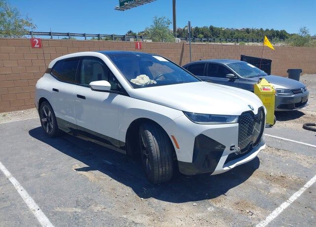 2024 BMW ix