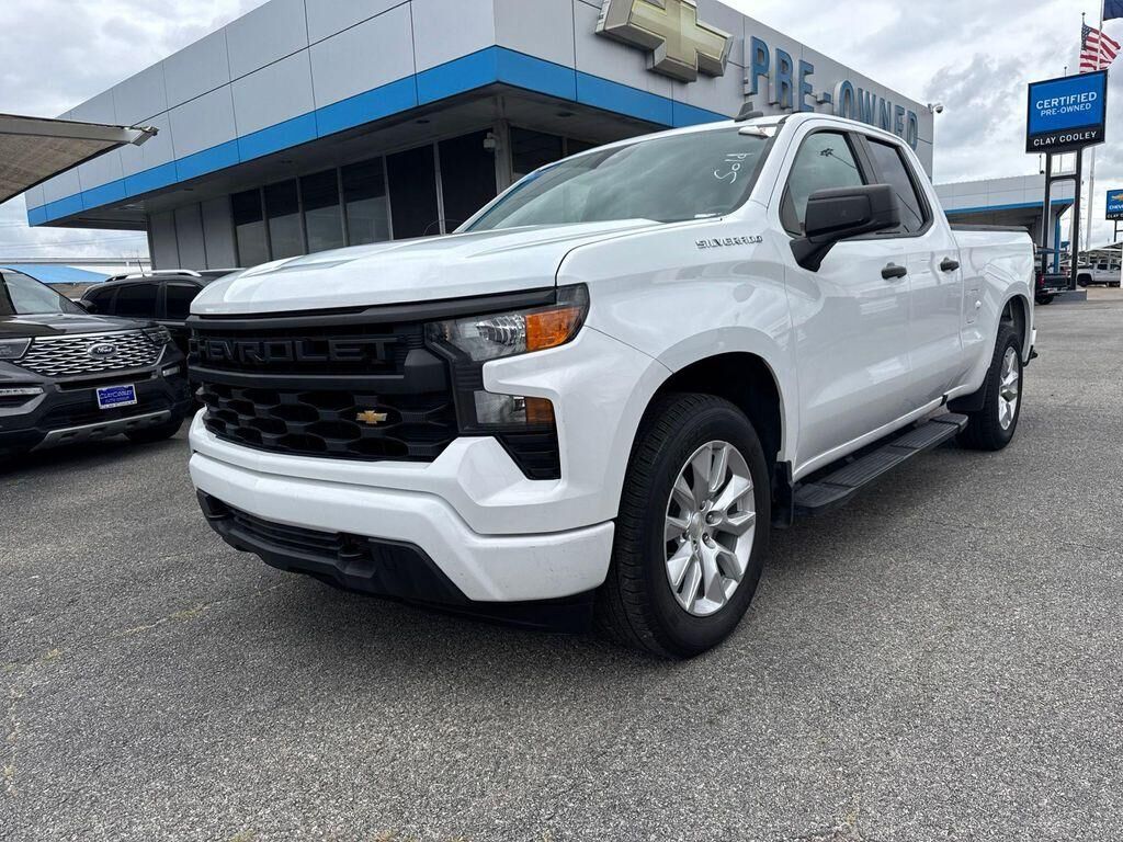 2024 CHEVROLET Silverado