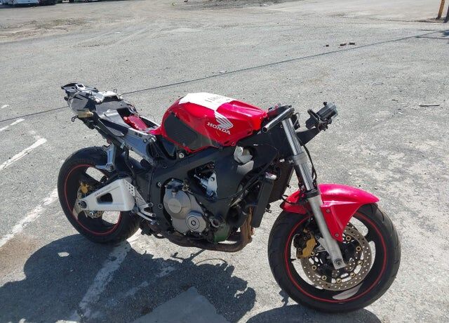 2004 HONDA CB