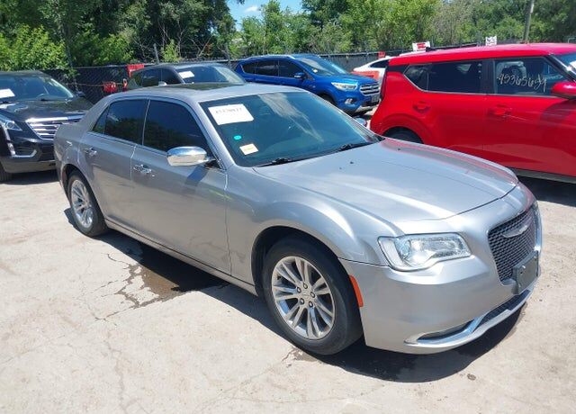 2017 CHRYSLER 300