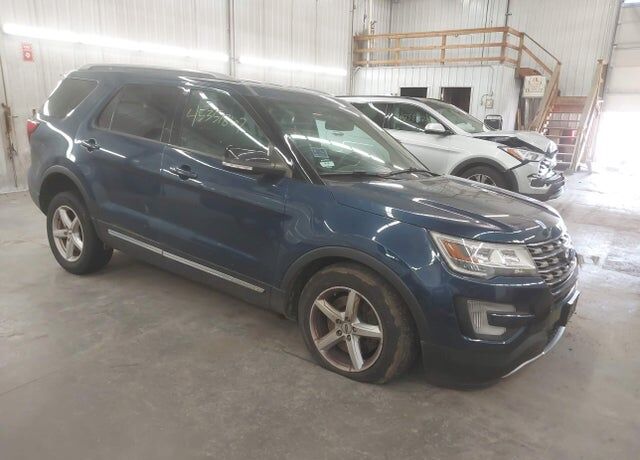 2017 FORD Explorer