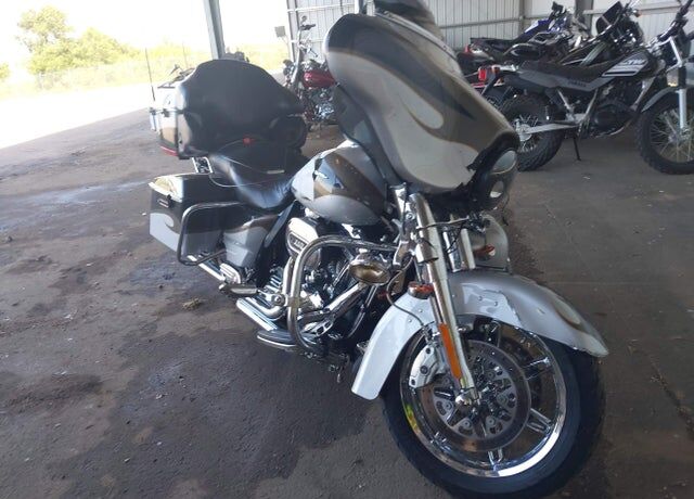 2013 HARLEY DAVIDSON CVO Ultra Classic Electra Glide 8