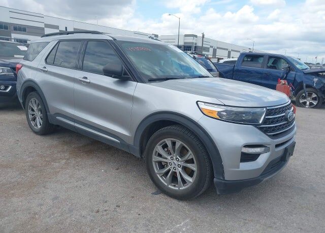 2021 FORD Explorer