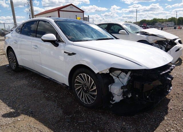 2025 HYUNDAI Sonata