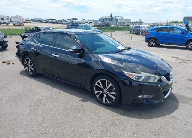 2017 NISSAN Maxima