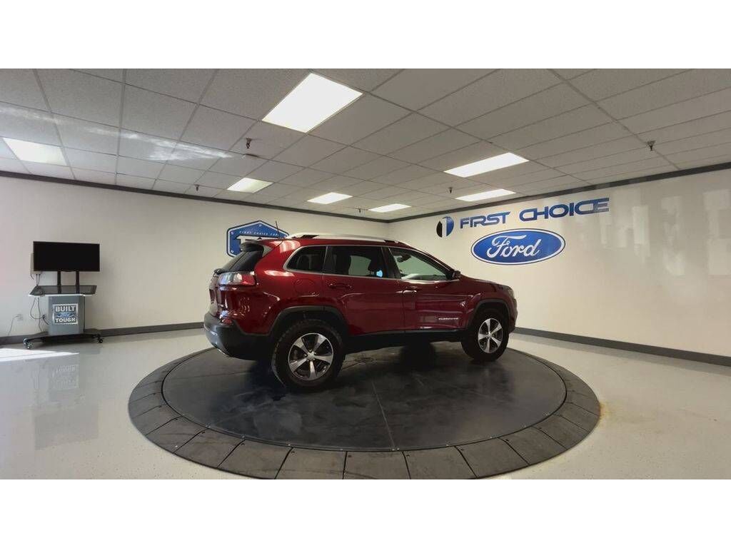 2019 JEEP Cherokee