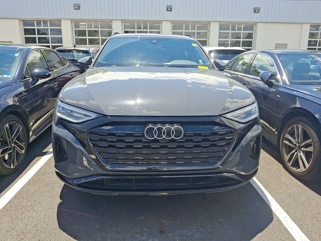 2024 Audi Q8