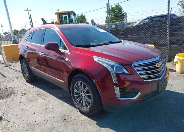 2017 CADILLAC XT5