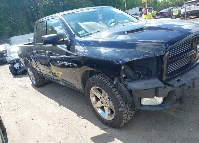 2012 DODGE Ram