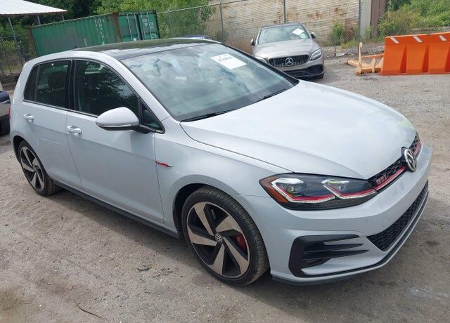 2020 VOLKSWAGEN Golf GTI