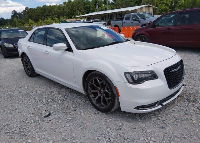 2015 CHRYSLER 300