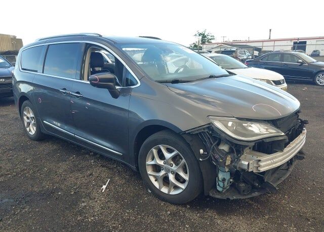2019 CHRYSLER Pacifica