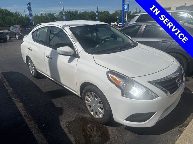 2017 NISSAN Versa