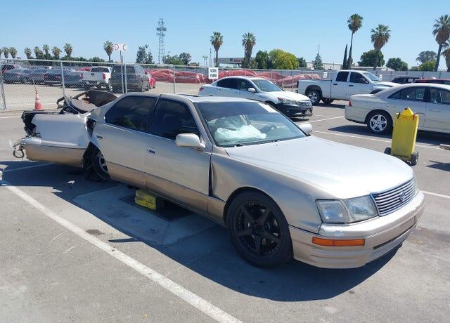 1995 LEXUS LS