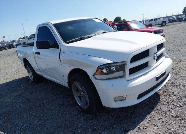 2012 DODGE Ram