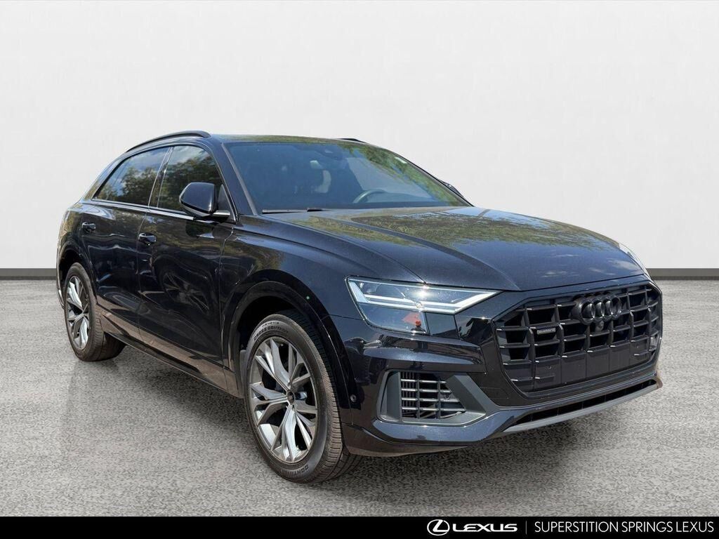2021 Audi Q8
