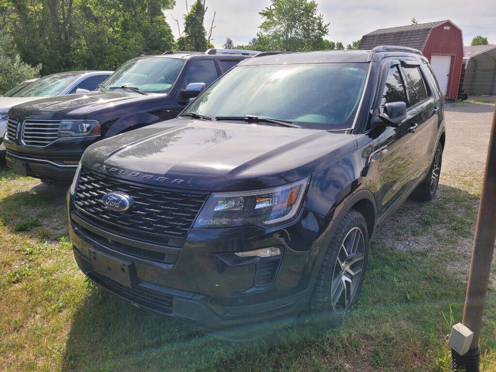2018 FORD Explorer
