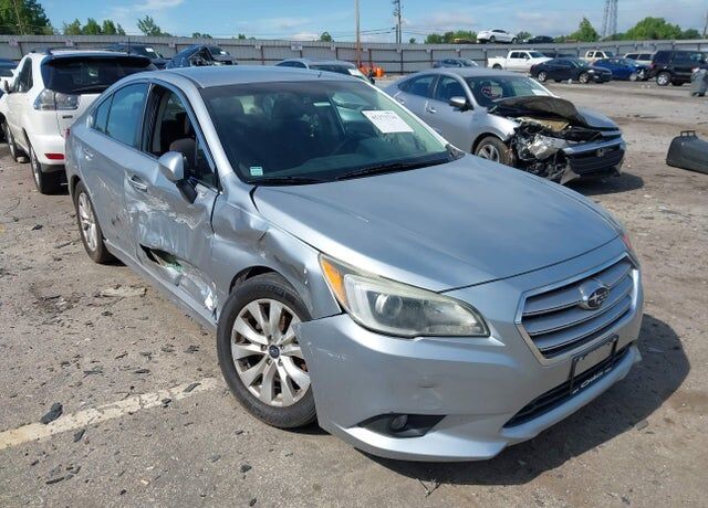 2016 SUBARU Legacy