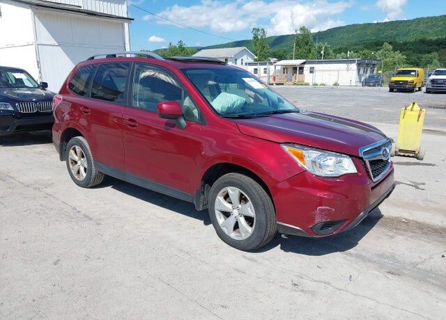 2016 SUBARU Forester