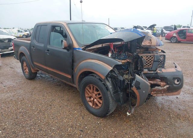 2017 NISSAN Frontier