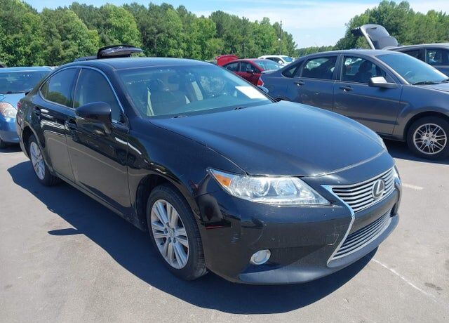 2014 LEXUS ES