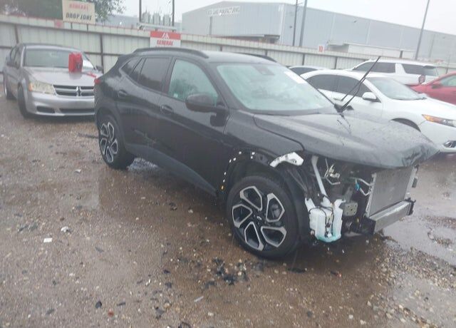 2026 CHEVROLET Trax