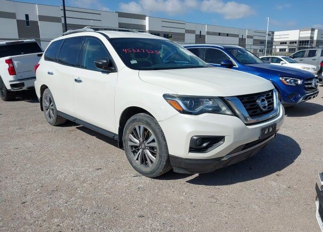 2017 NISSAN Pathfinder