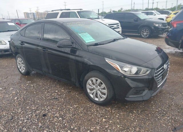 2022 HYUNDAI Accent