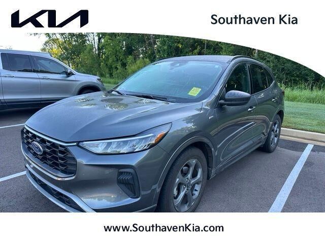 2023 FORD Escape