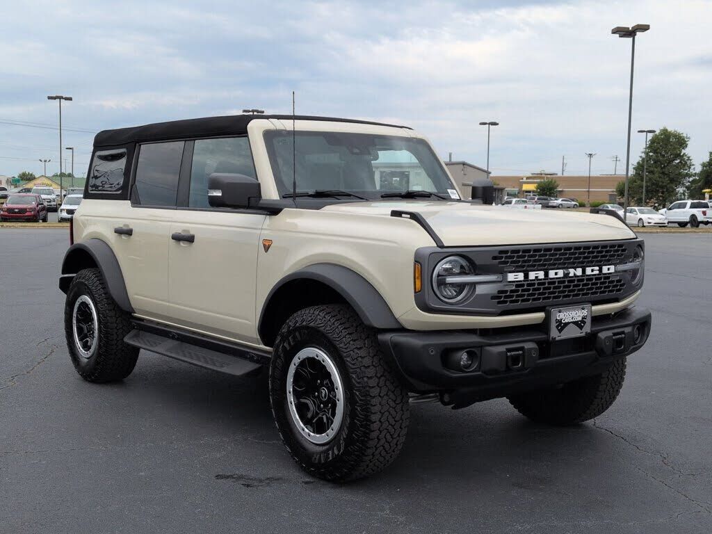 2025 FORD Bronco