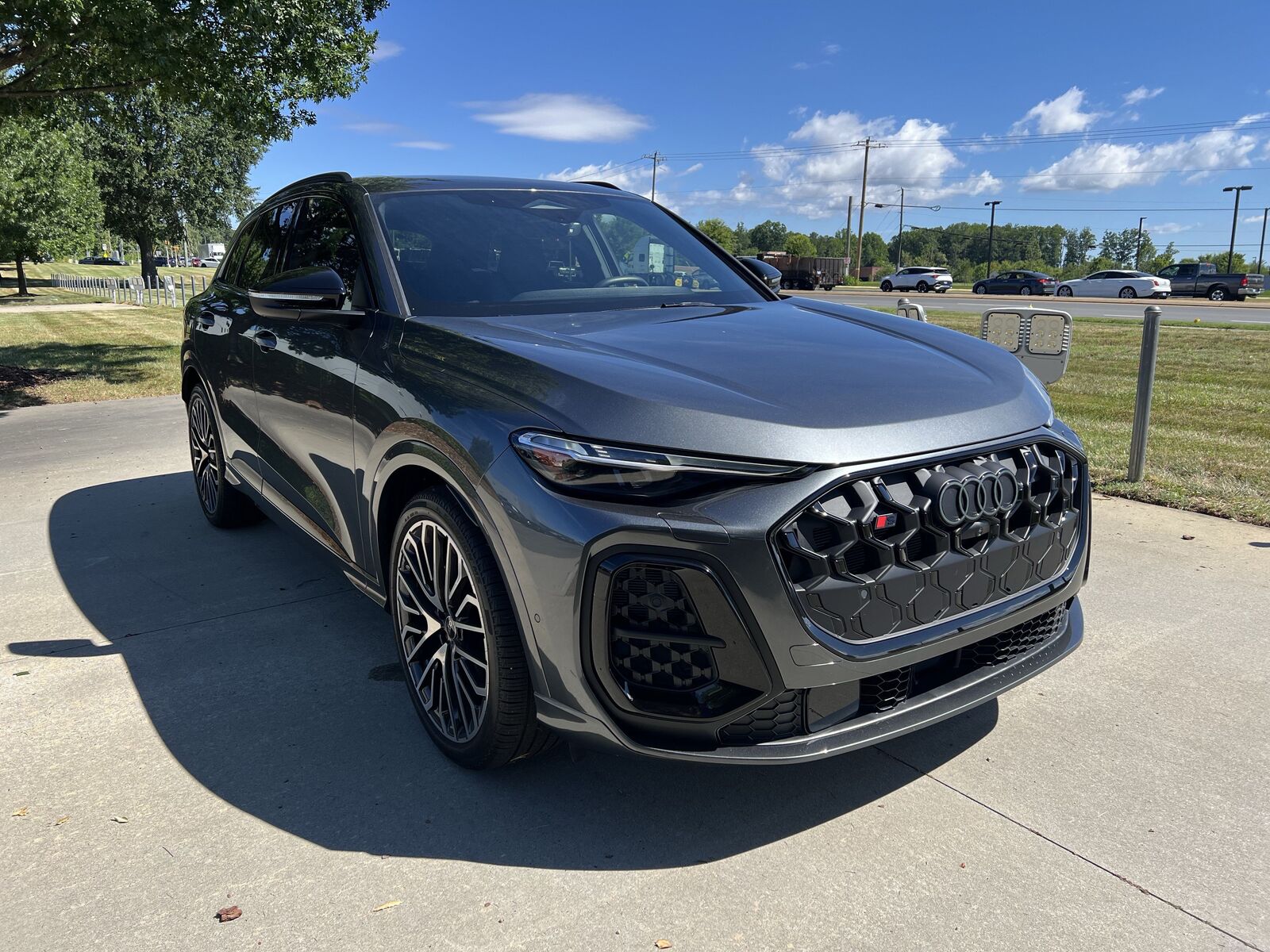 2025 Audi SQ5