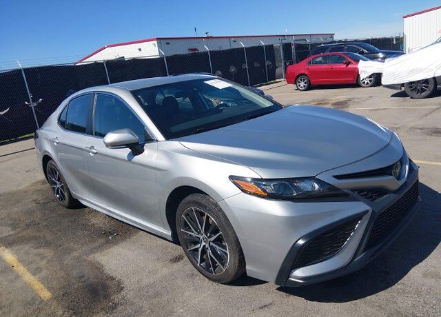 2022 TOYOTA Camry