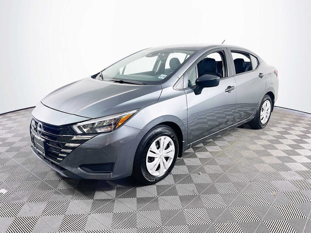 2025 NISSAN Versa