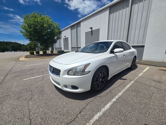 2014 NISSAN Maxima