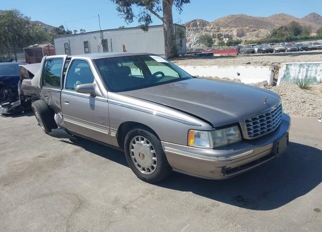 1997 CADILLAC Deville