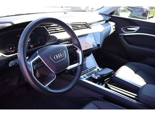 2021 Audi e-tron