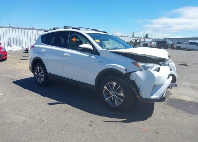 2016 TOYOTA RAV4