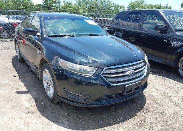 2014 FORD Taurus