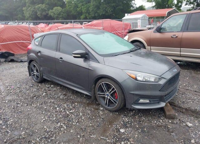 2015 FORD Focus