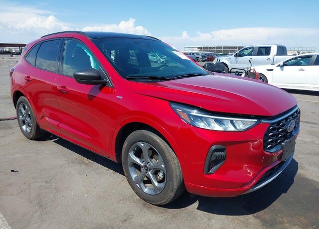 2024 FORD Escape