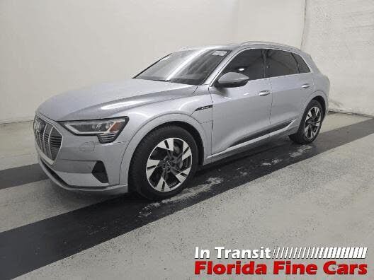 2022 Audi e-tron