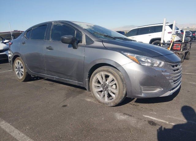 2025 NISSAN Versa