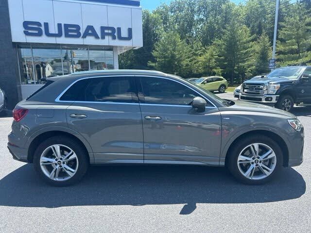 2022 Audi Q3